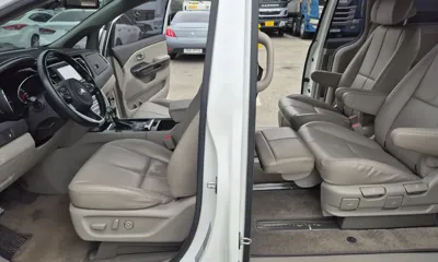 Kia Canival 2018, 144179 км, за 11500000 KRW - фото 9