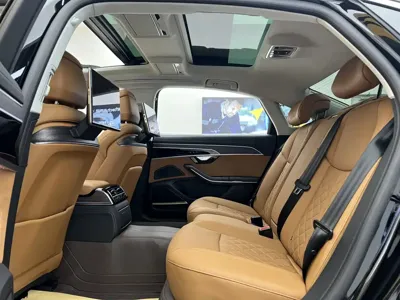 Audi A8 2023, 32000 км, за 585000 CNY - фото 8