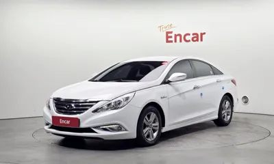 Hyundai Sonata · 2013 год