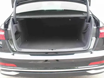 Audi A6L 2024, 31700 км, за 239000 CNY - фото 6