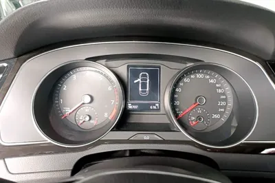 Volkswagen Magotan 2018, 98699 км, за 75891.52 CNY - фото 14