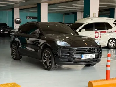 Porsche Macan · 2021 год