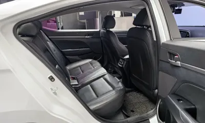 Hyundai Avante 2018, 78268 км, за 11000000 KRW - фото 11