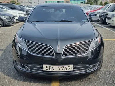 Lincoln MKS 2015, 88252 км, за 8800000 KRW