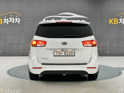 Kia Canival 2015, 256861 км, за 5500000 KRW - фото 6