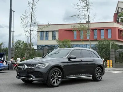 Mercedes-Benz GLC · 2021 год