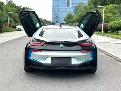 BMW i8 2018, 120000 км, за 339799 CNY - фото 8