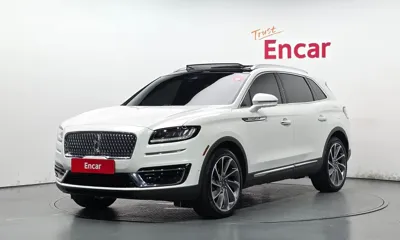 Lincoln Nautilus · 2020 год