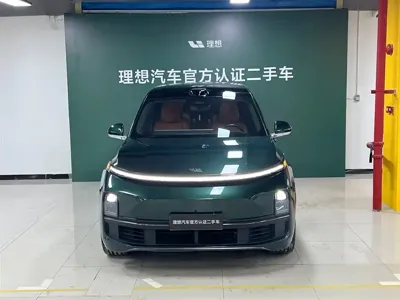 Li Auto Li L9 2024, 30000 км, за 276800 CNY