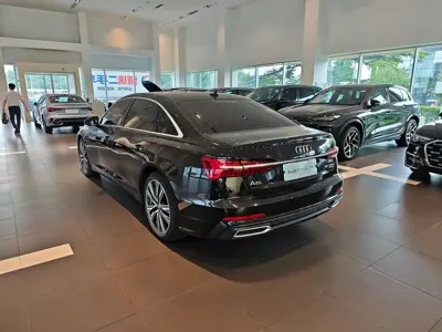 Audi A6L 2020, 51500 км, за 218000 CNY