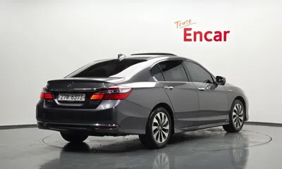 Honda Accord 2017, 162840 км, за 10500000 KRW