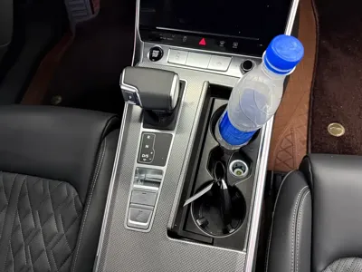 Audi A6L 2024, 6000 км, за 157000 CNY - фото 11