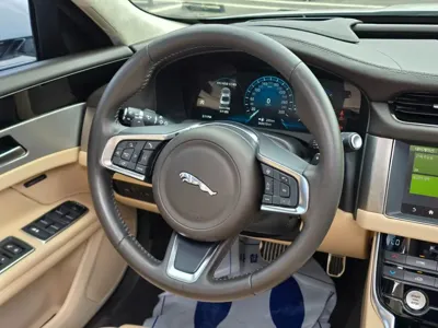 Jaguar XF 2019, 68000 км, за 12800000 KRW - фото 12