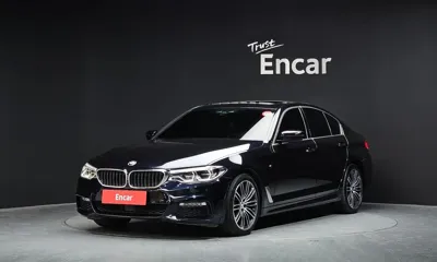 BMW 5-Series · 2018 год