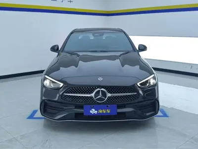 Mercedes-Benz C-Class 2023, 31300 км, за 182000 CNY
