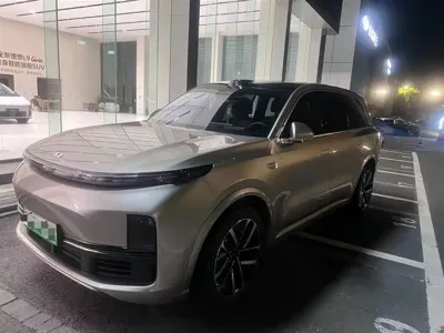 Li Auto Li L9 · 2022 год