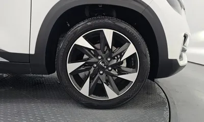 Kia Seltos 2022, 30203 км, за 23300000 KRW - фото 21