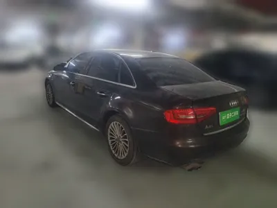 Audi A4L 2016, 119000 км, за 55553 CNY