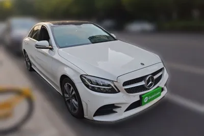Mercedes-Benz C-Class 2021, 40100 км, за 123831.81 CNY