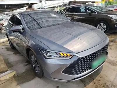 BYD Qin Plus 2023, 25900 км, за 48500 CNY