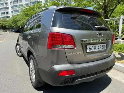 Kia Sorento 2011, 137928 км, за 5600000 KRW
