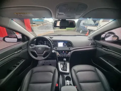 Hyundai Avante 2018, 122169 км, за 8900000 KRW - фото 8