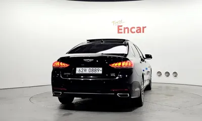 Hyundai Genesis 2016, 94039 км, за 11900000 KRW