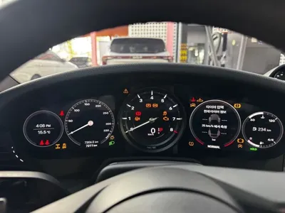 Porsche 911 2024, 7000 км, за 114680000 KRW - фото 8