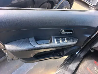 Kia Carens 2012, 53000 км, за 18800 CNY - фото 6