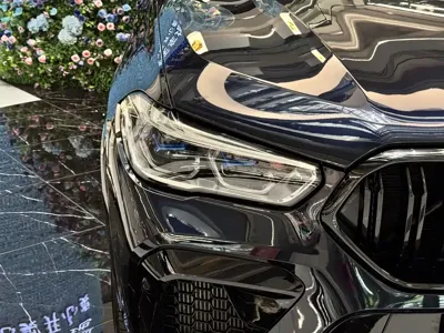 BMW X6 M 2023, 54000 км, за 658000 CNY