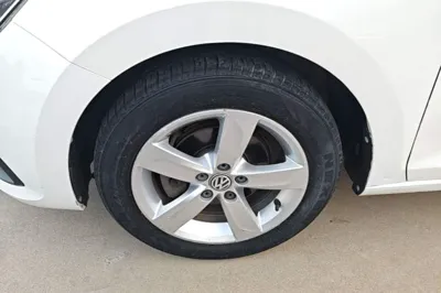Volkswagen Santana 2016, 63700 км, за 33316.85 CNY - фото 8