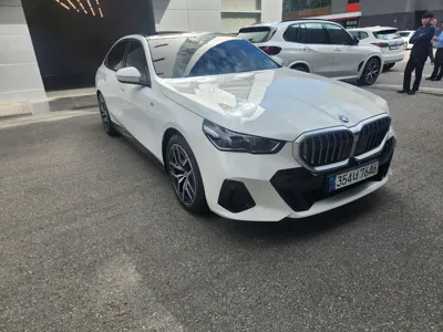 BMW 5-Series 2025, 500 км, за 49920000 KRW