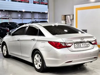 Hyundai Sonata 2010, 194081 км, за 2790000 KRW