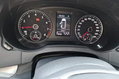 Volkswagen Sharan 2018, 74700 км, за 110881.71 CNY - фото 11