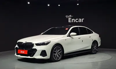 BMW 5-Series · 2024 год