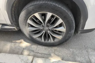 GAC Trumpchi GS8 2017, 52400 км, за 53337.78 CNY - фото 8
