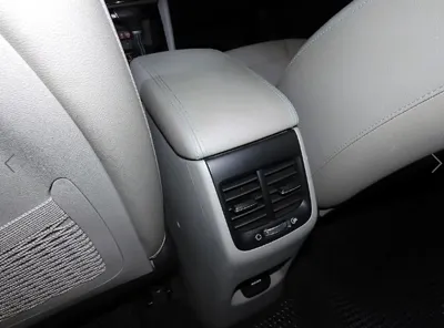 Kia Niro 2017, 182602 км, за 9900000 KRW - фото 16