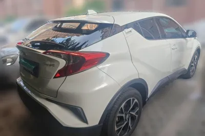 Toyota C-HR 2018, 36000 км, за 60405.4 CNY - фото 6