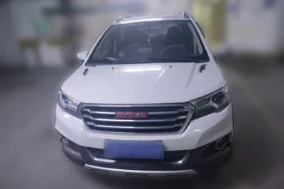 Haval H1 2015, 91700 км, за 23602.55 CNY