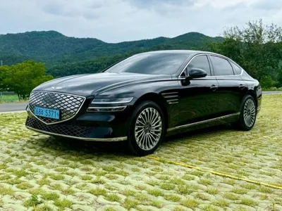 Genesis G80 · 2024 год