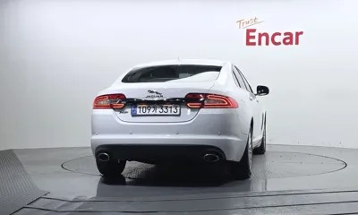 Jaguar XF 2015, 105328 км, за 3900000 KRW