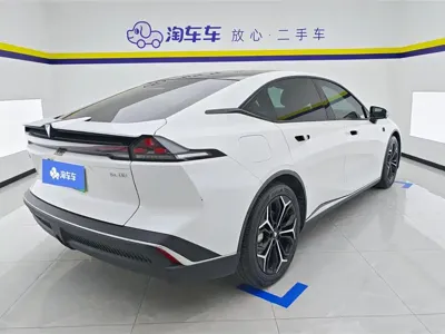Deepal Deepal SL03 2023, 39700 км, за 85800 CNY