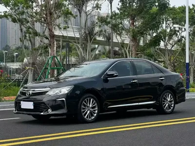 Toyota Camry · 2017 год