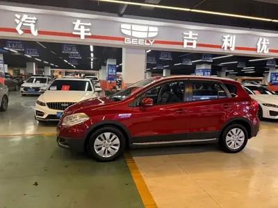 Suzuki S-Cross 2016, 108000 км, за 22799 CNY