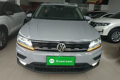 Volkswagen Tiguan 2017, 87700 км, за 78346.6 CNY