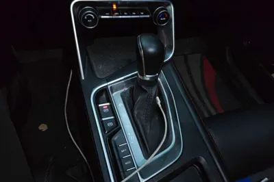 Geely Auto Binray 2019, 58800 км, за 31841.69 CNY - фото 14