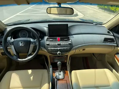 Honda Accord 2011, 90000 км, за 25800 CNY - фото 5