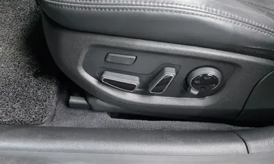 Hyundai Genesis 2016, 165580 км, за 10400000 KRW - фото 32