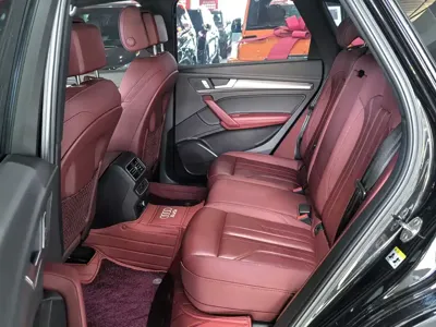 Audi Q5L 2023, 52900 км, за 205000 CNY - фото 7
