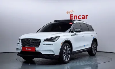 Lincoln Corsair · 2022 год